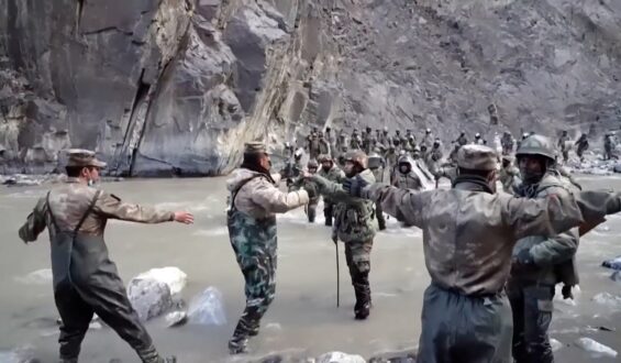 चीन भारत से युद्ध करने के लिए बनाया रणनीति?………..